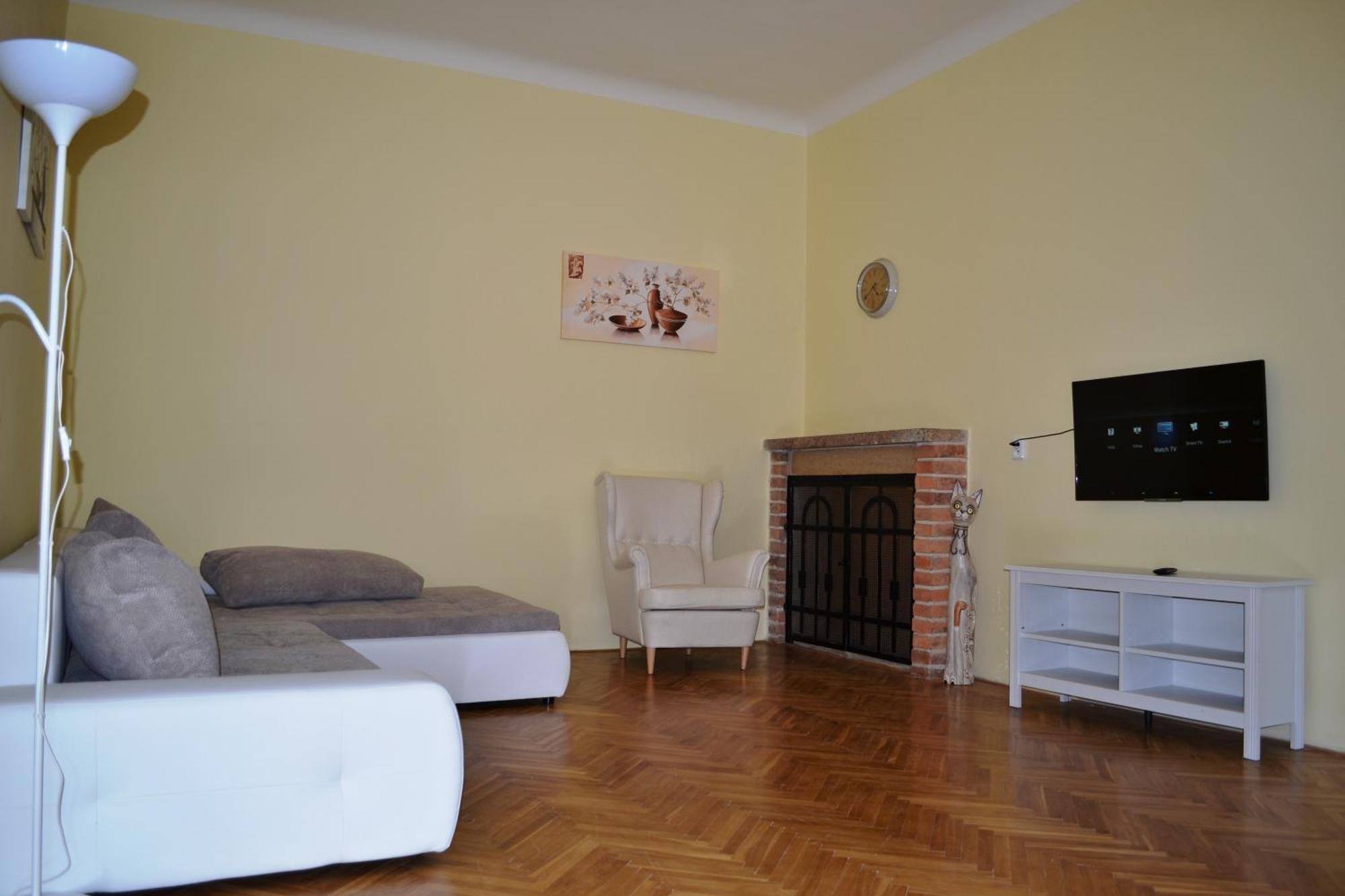 Sunflower 2Bdr Flat By Ruterra Prag Exteriör bild